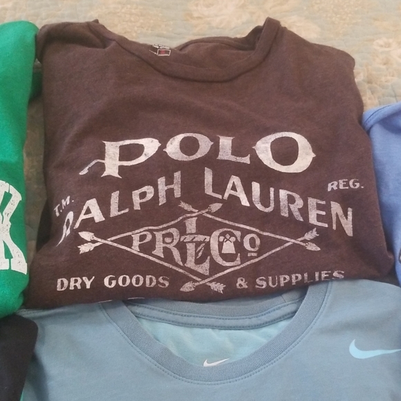 Men's T-shirt Bundle. Size S. - Picture 6 of 8